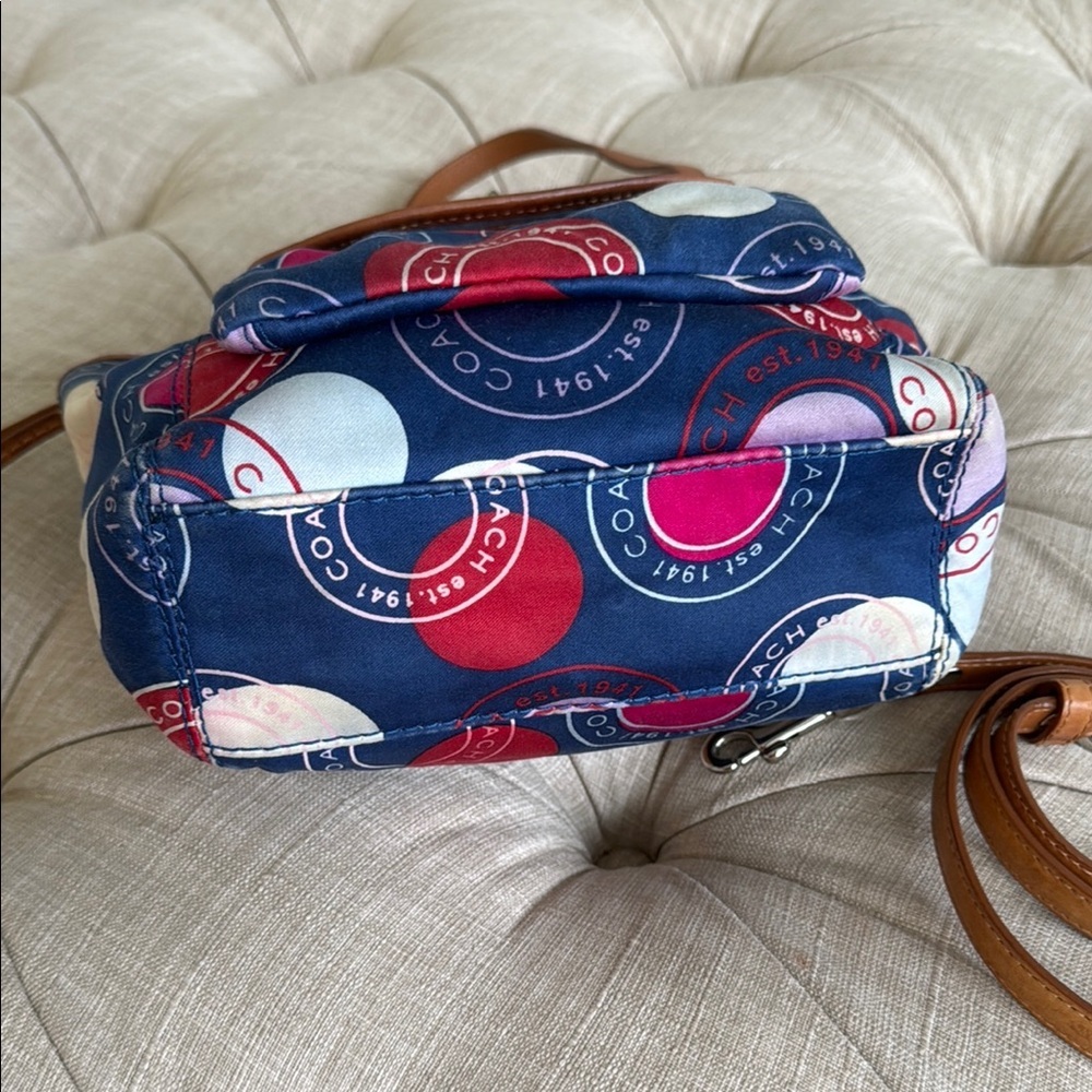 Coach Blue and Pink Shoulder Bag with Signature Design - Picture 6 of 9